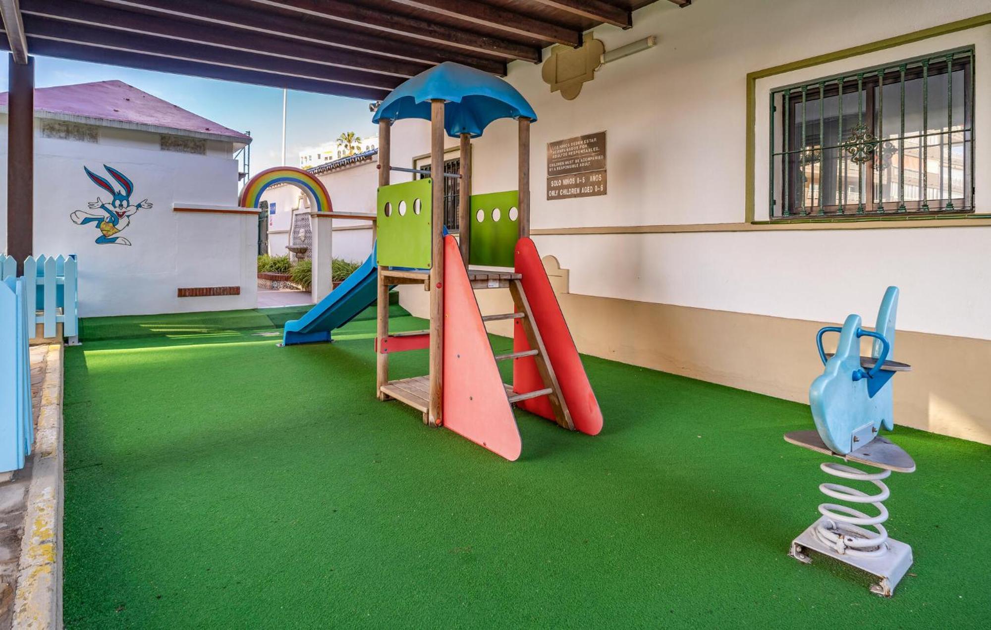 1 Bedroom Amazing In Appartement *