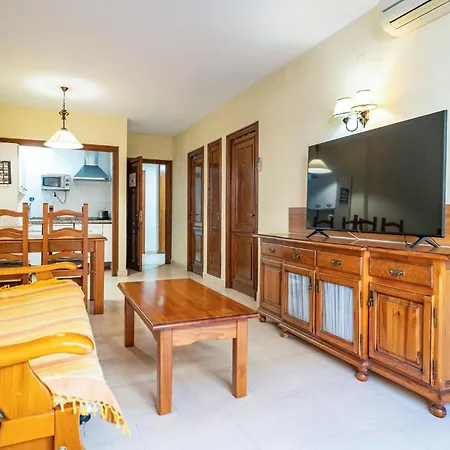 1 Bedroom Amazing Apartment In Fuengirola Exterior foto