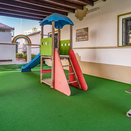 1 Bedroom Amazing Apartment In Fuengirola Exterior foto