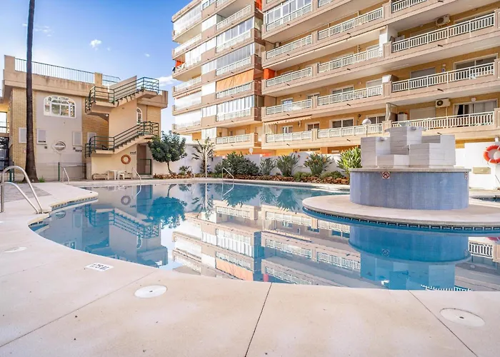 1 Bedroom Amazing Apartment In Fuengirola